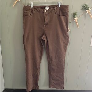 New without Tags Maurices Brown Straight Leg Women Jeans